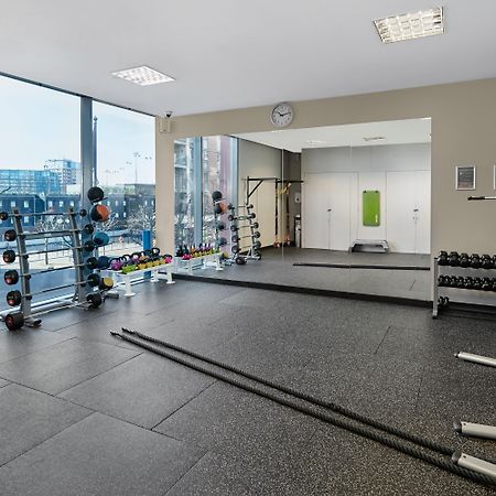 Crowne Plaza London - Docklands By Ihg Hotel Bagian luar foto
