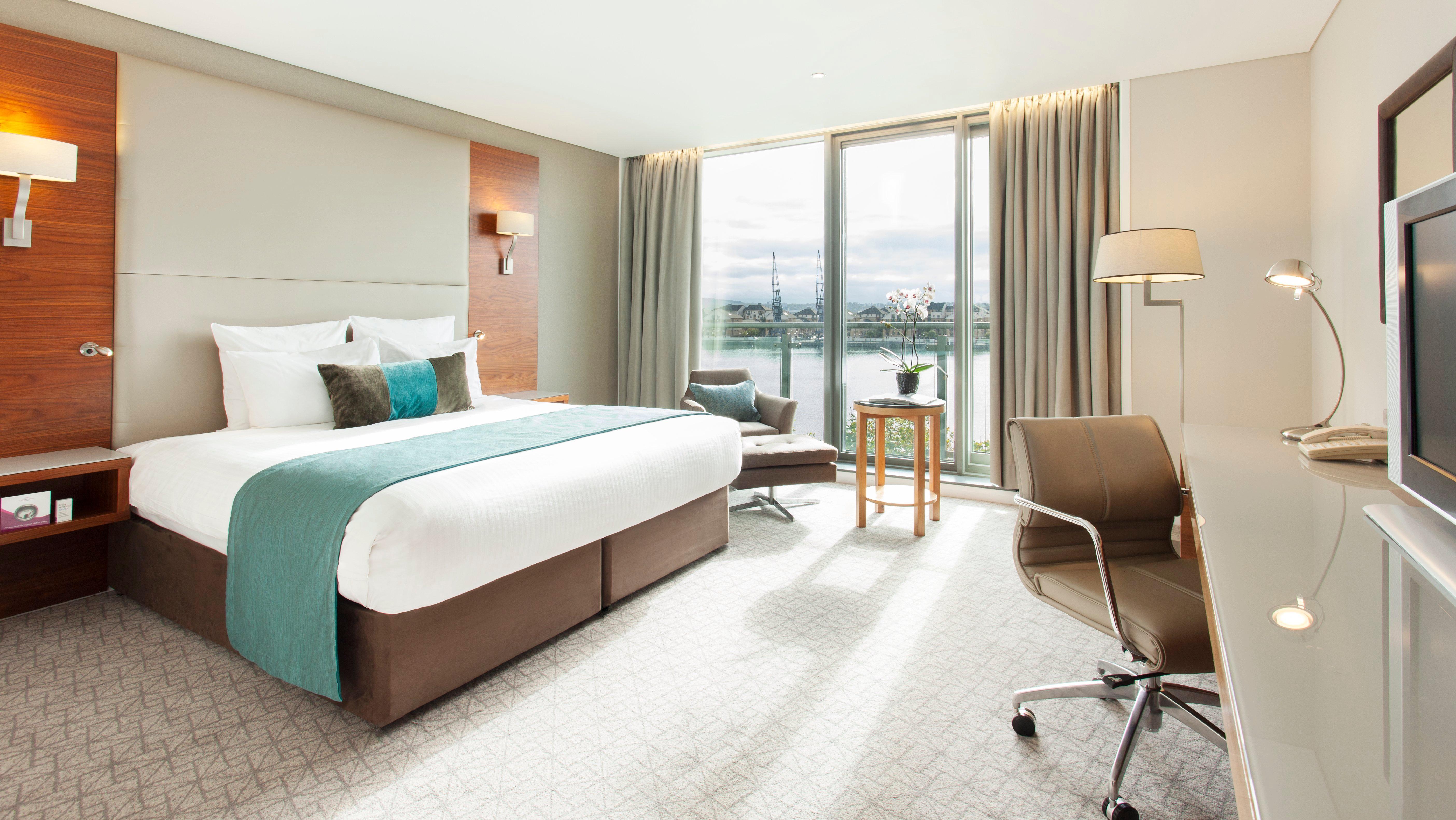 Crowne Plaza London - Docklands By Ihg Hotel Bagian luar foto