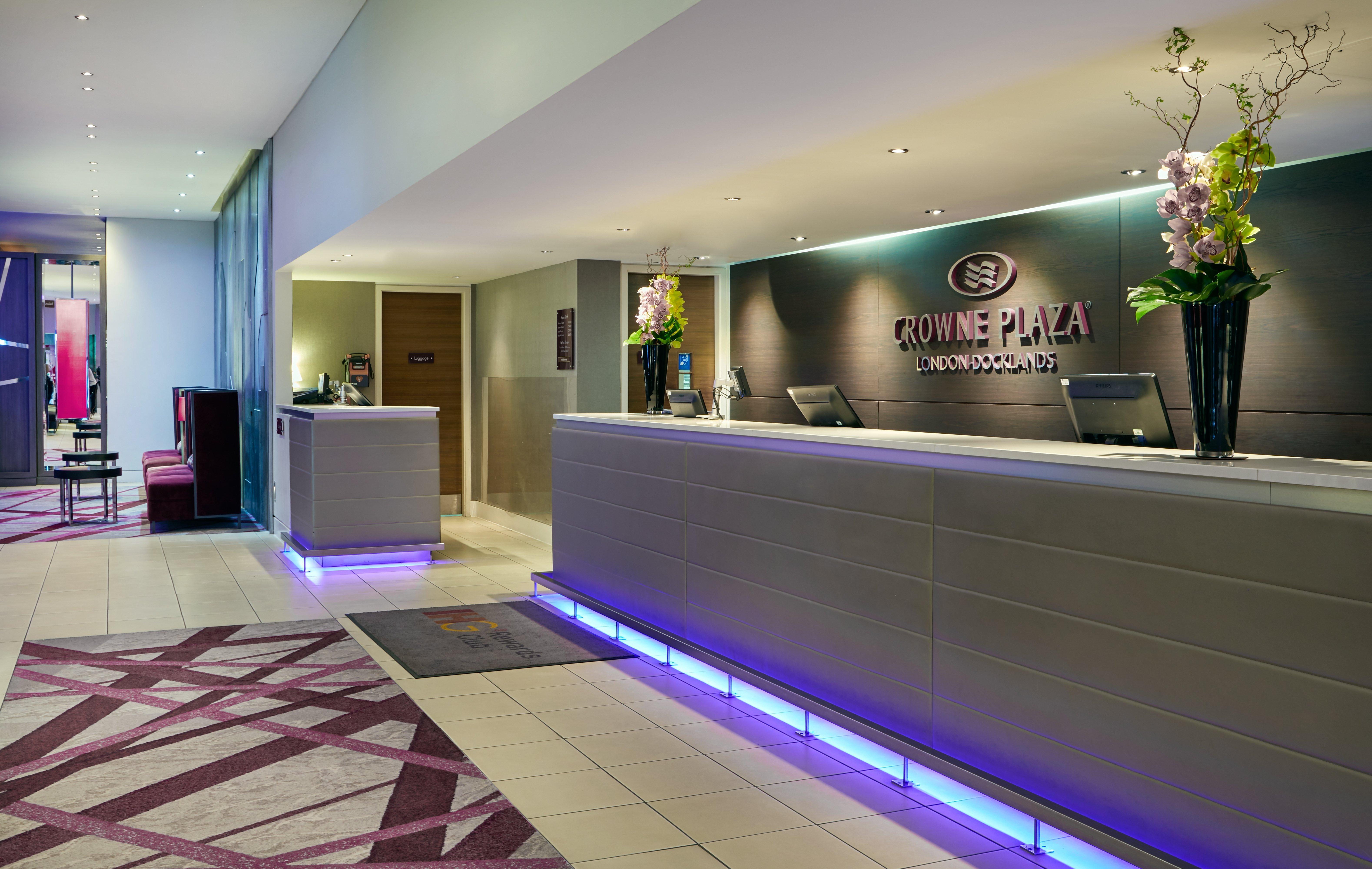 Crowne Plaza London - Docklands By Ihg Hotel Bagian luar foto